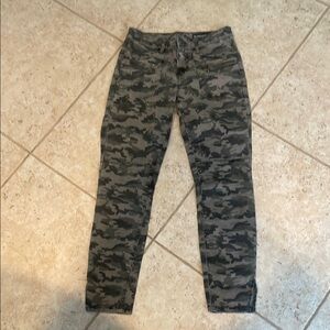 Camouflage twill Pants
